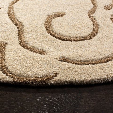 safavieh clearance sohos soh812e beige rug