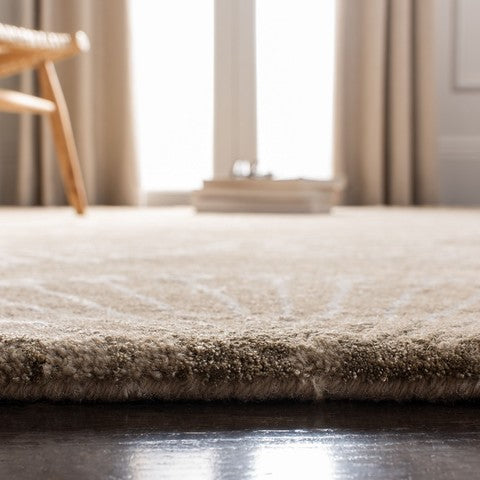 safavieh clearance sohos soh821a beige rug