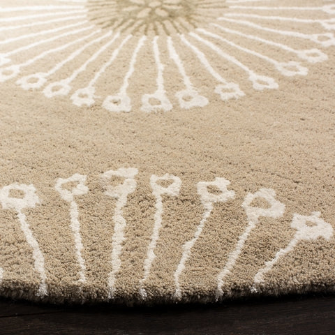 safavieh clearance sohos soh821a beige rug