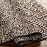 Hauteloom Areli SSSBARELIA2 Black Machine Made Polypropylene Rug