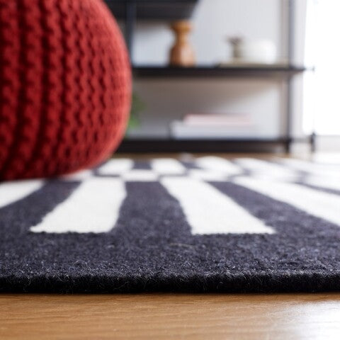 safavieh clearance striped kilim stk805z black rug