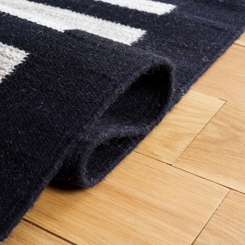 safavieh clearance striped kilim stk806b beige rug