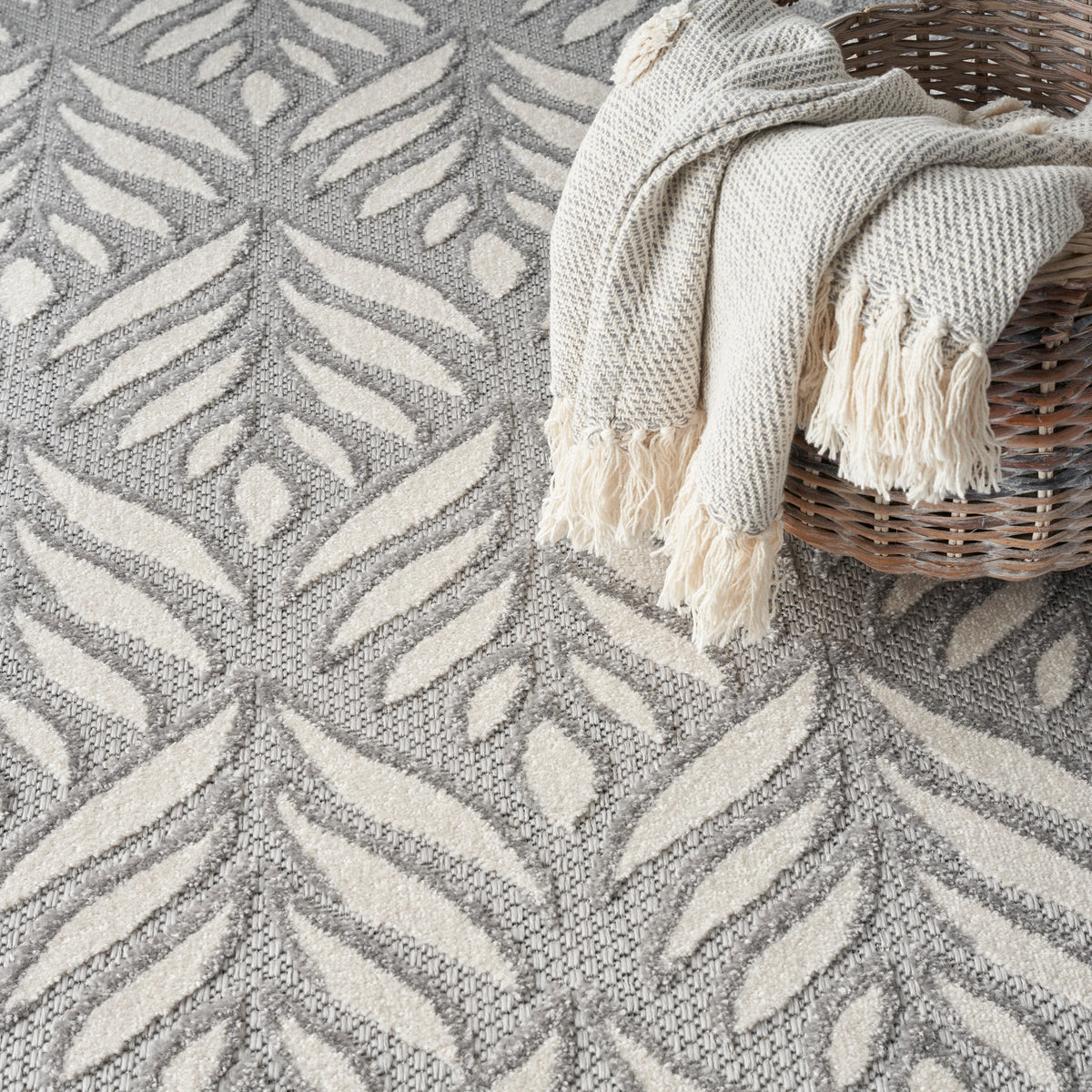 nourison aloha alh35 grey rug