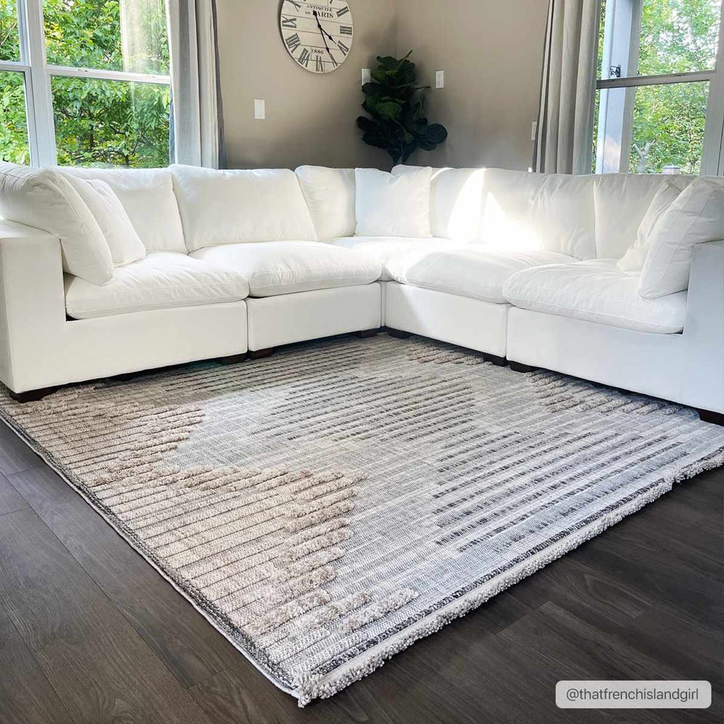 Hauteloom Maulawin MAULA Charcoal Machine Made Polyester Rug