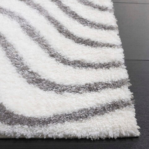 safavieh clearance tahoe shag tho680f ivory rug