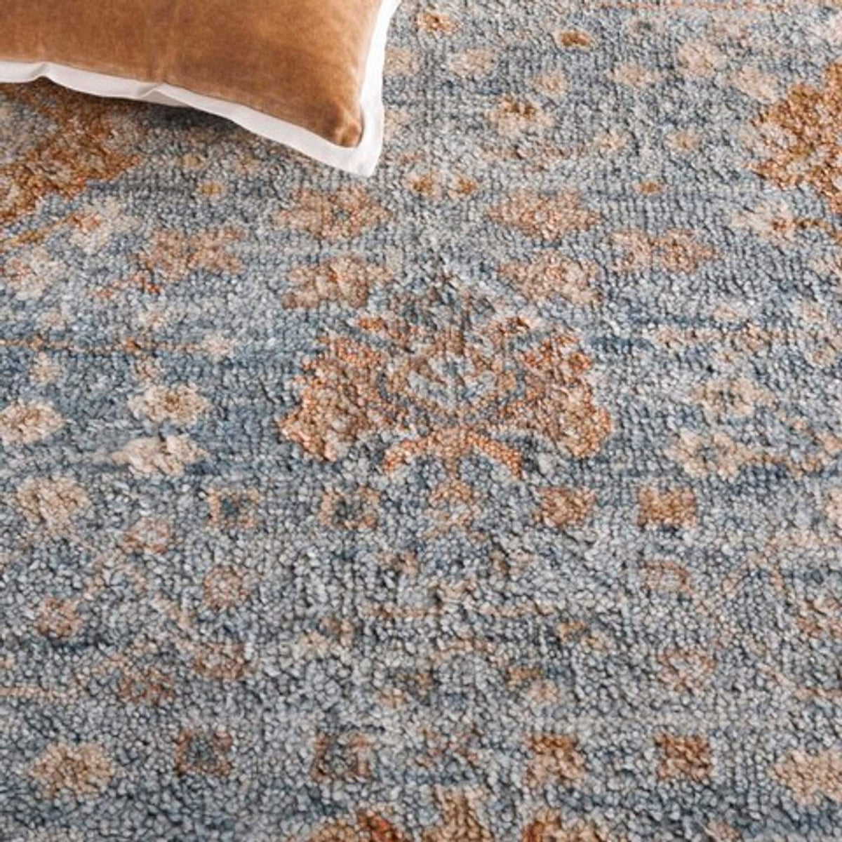 safavieh clearance samarkand srk131m light blue rug