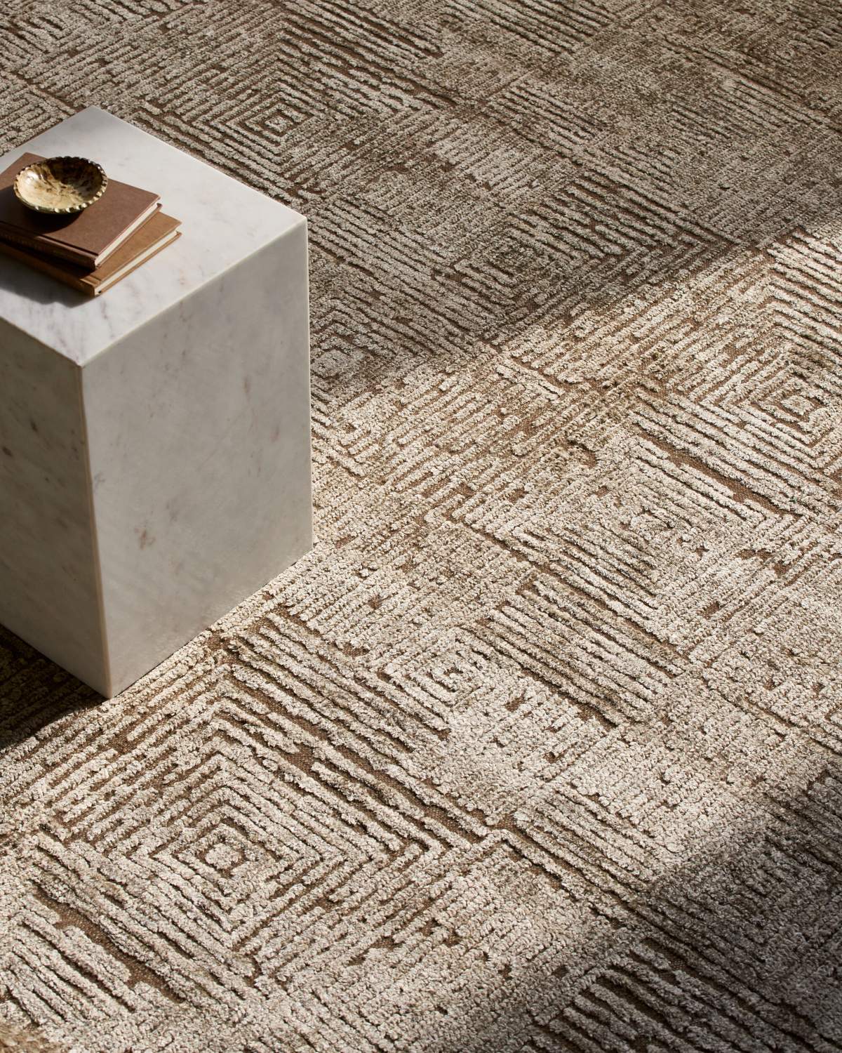 surya lora lor 2307 beige rug