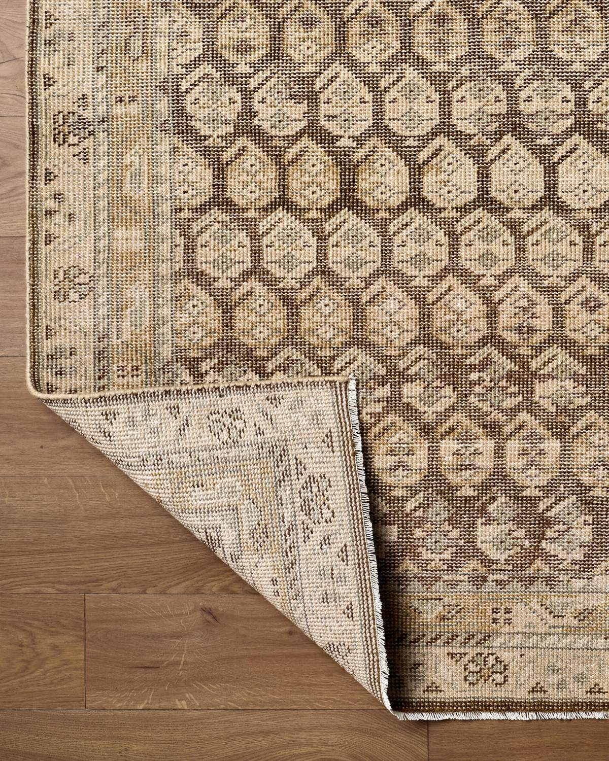 surya agra aaa 2304 taupe rug