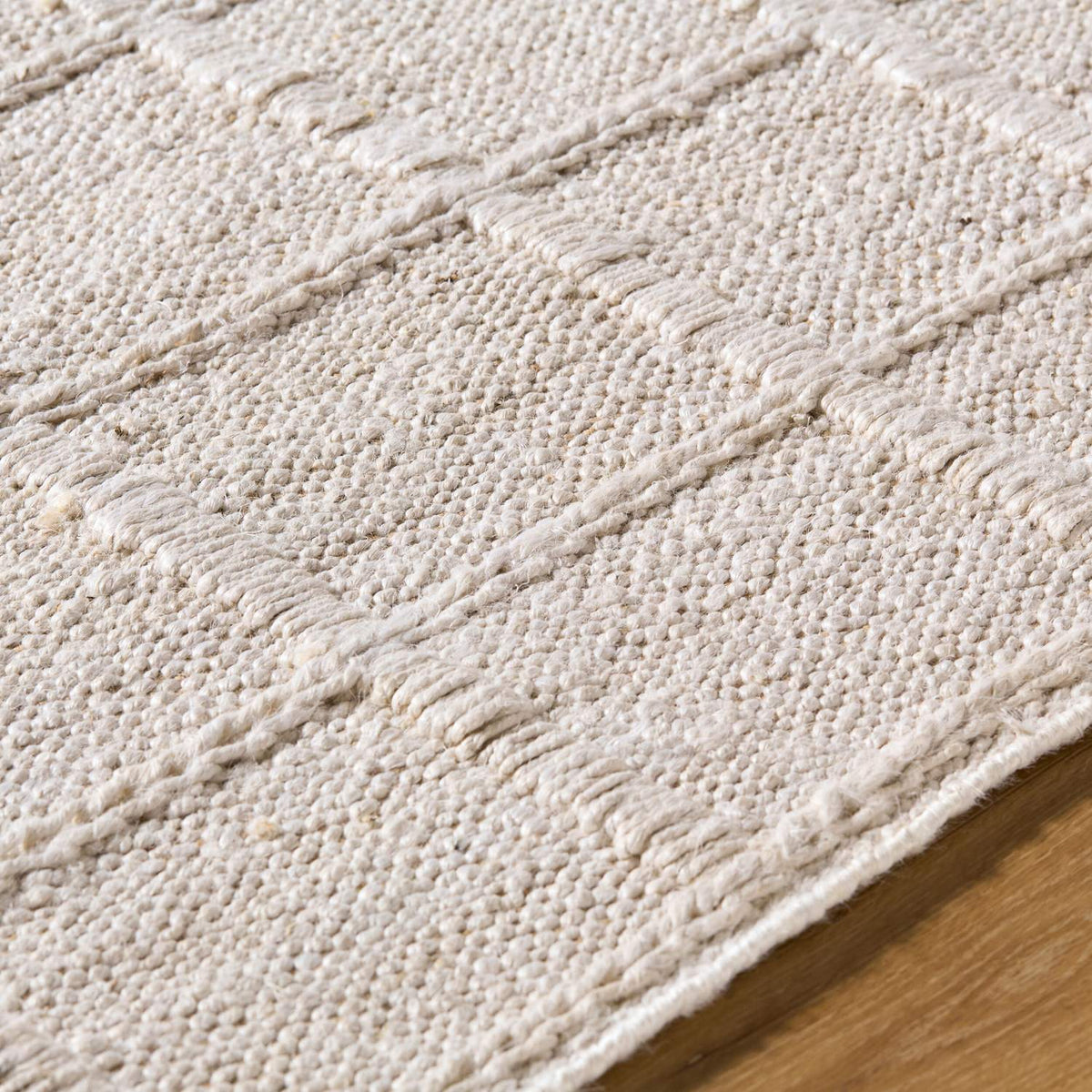 surya damon dam 2300 ivory rug