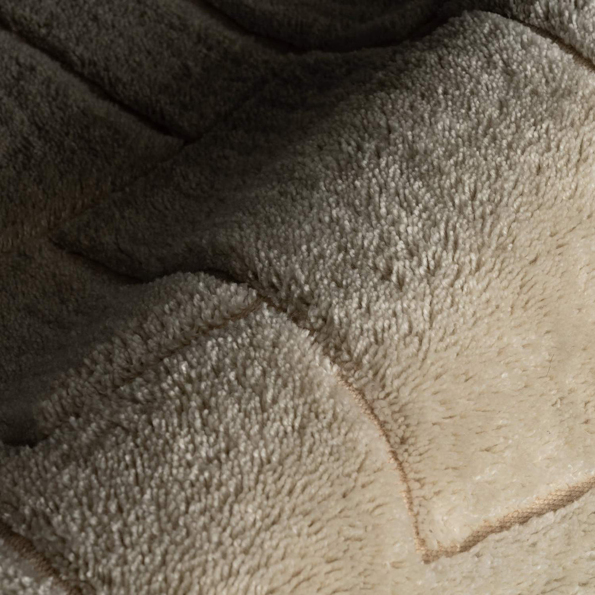 dash albert drela da2525 ivory hand tufted recycled pet rug