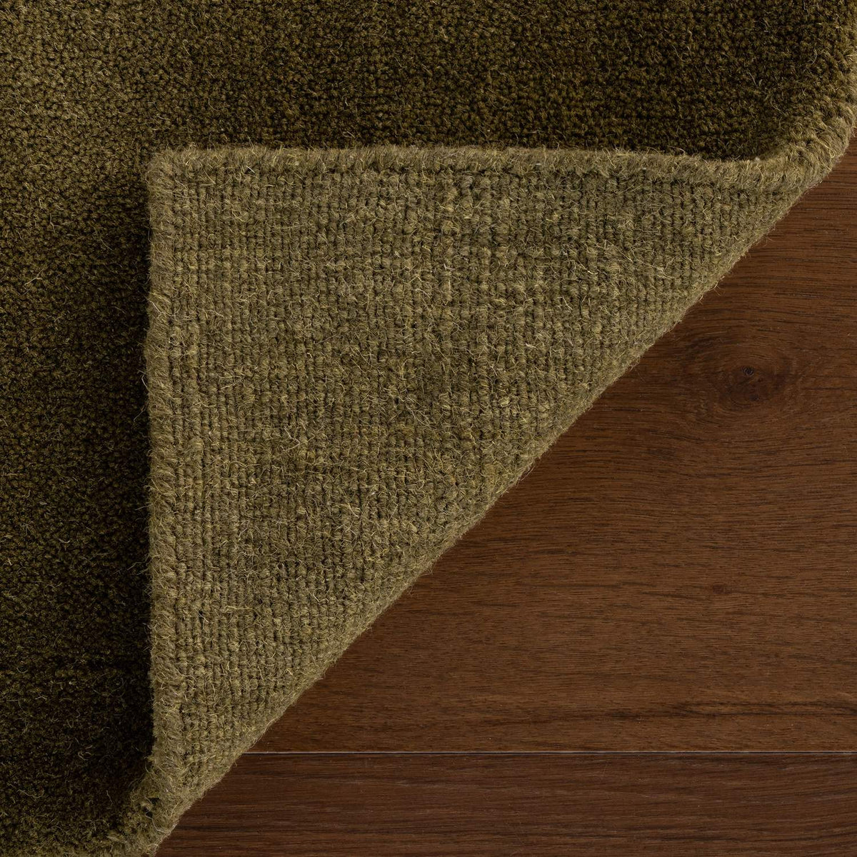 dash albert gania da2533 green loom knotted wool rug