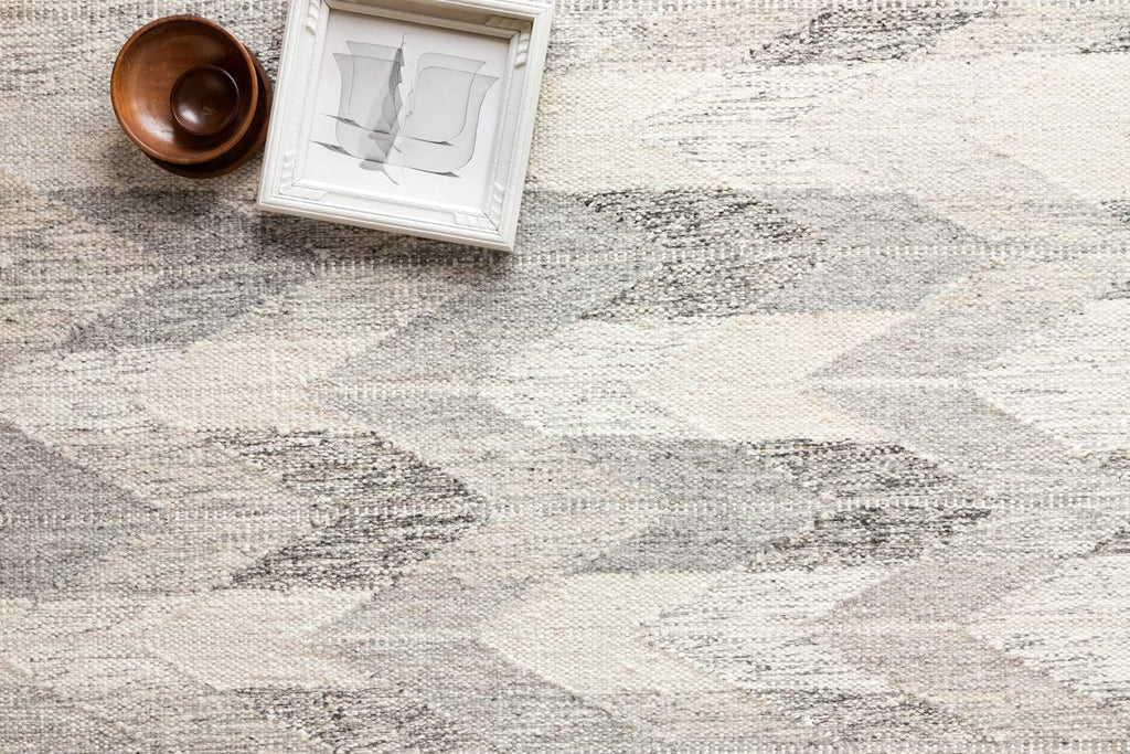 loloi rugs evelina eve 02 pewter silver rug