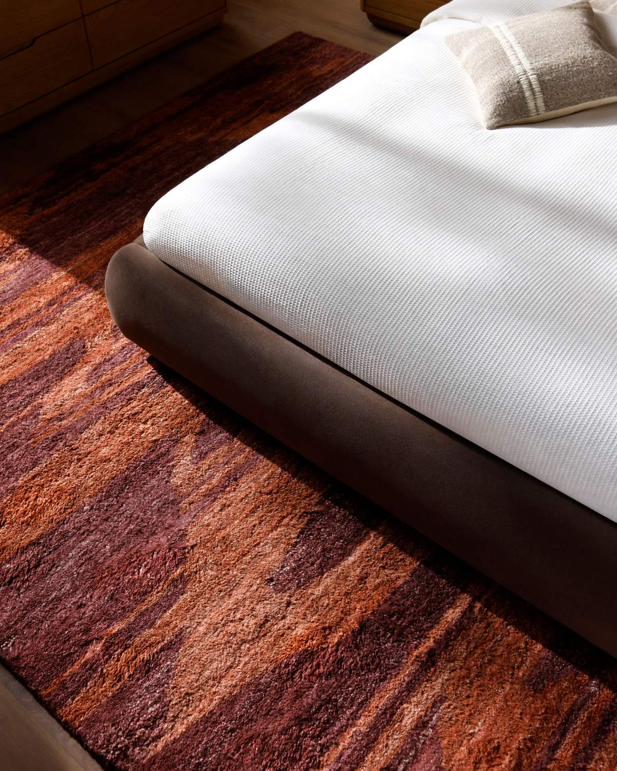 surya herat het 2304 mahogany rug