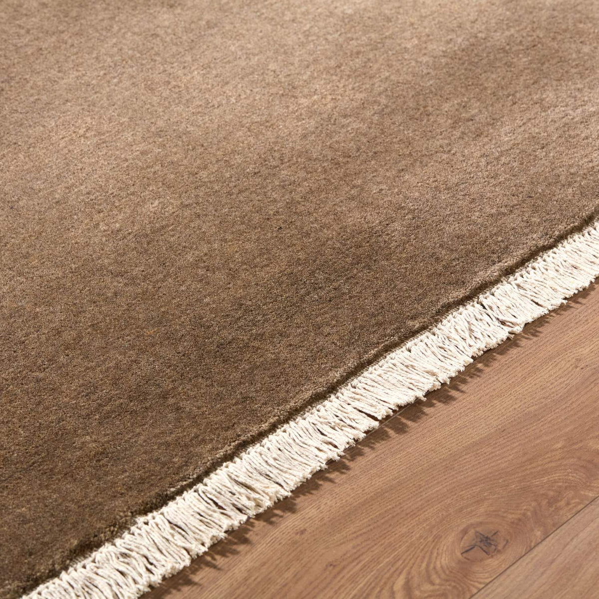 surya evergreen evg 2316 umber rug