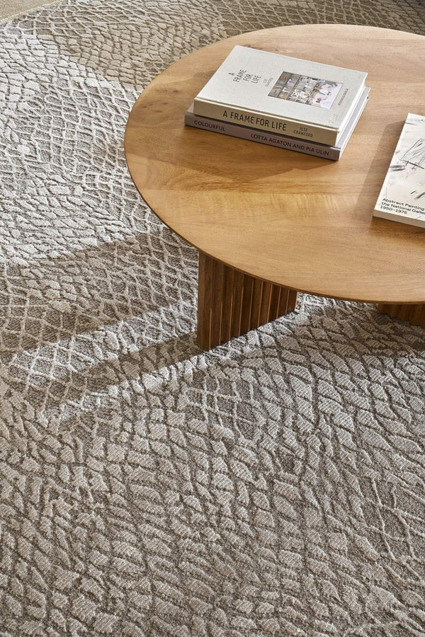 surya reyyan rhe 2303 beige rug