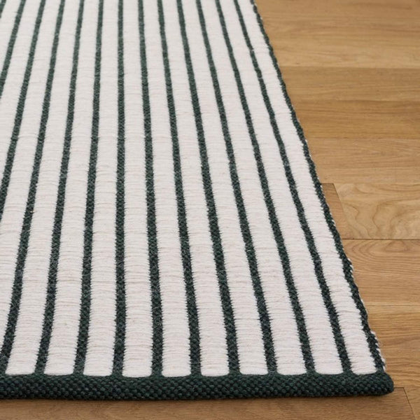 safavieh clearance vermont vrm911y dark green rug