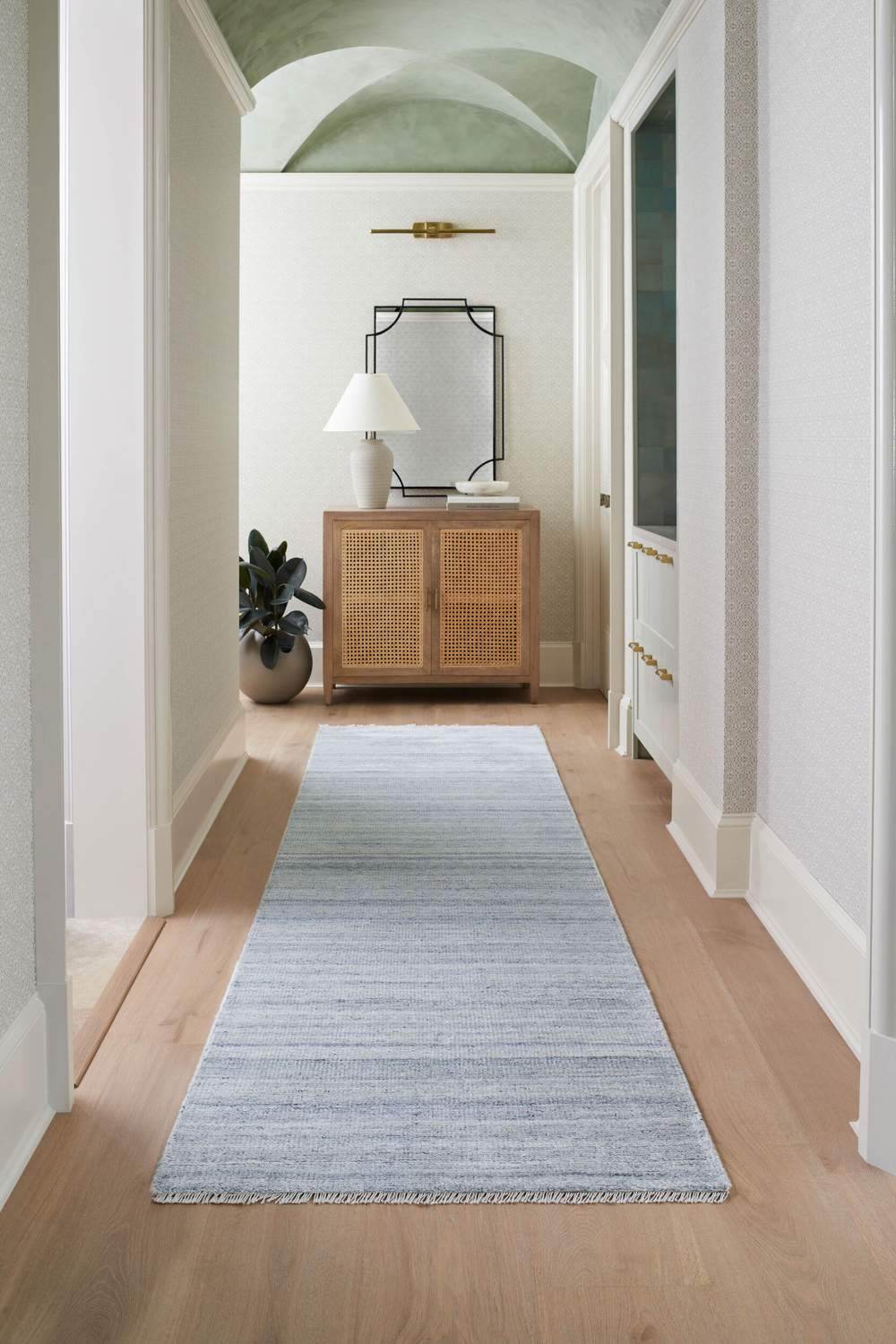 surya epic epi 2301 metallic silver rug