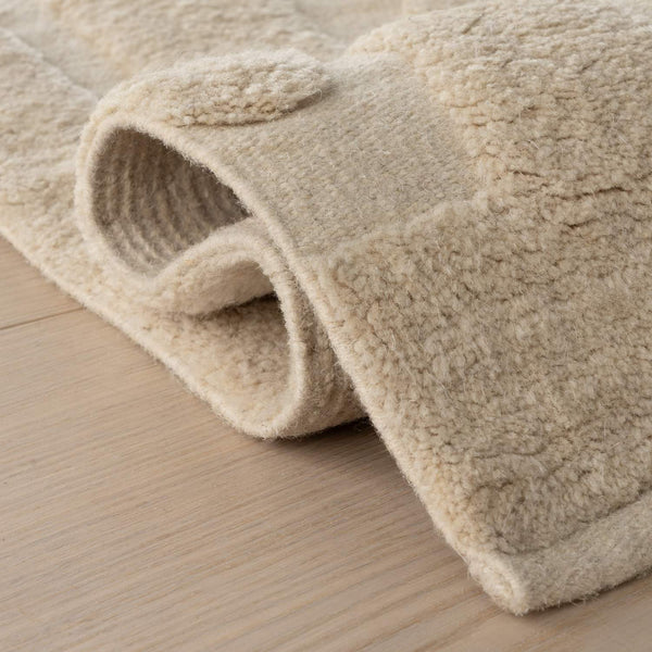 dash albert ais da2530 ivory hand tufted wool rug