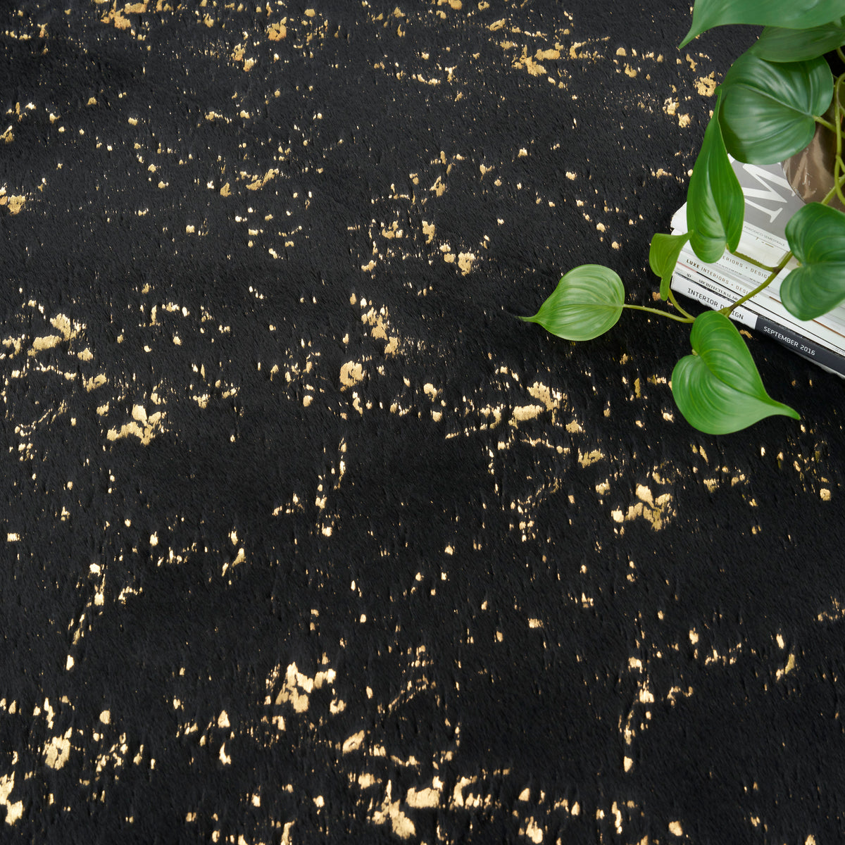 nourison cozy shimmer csh01 black gold rug