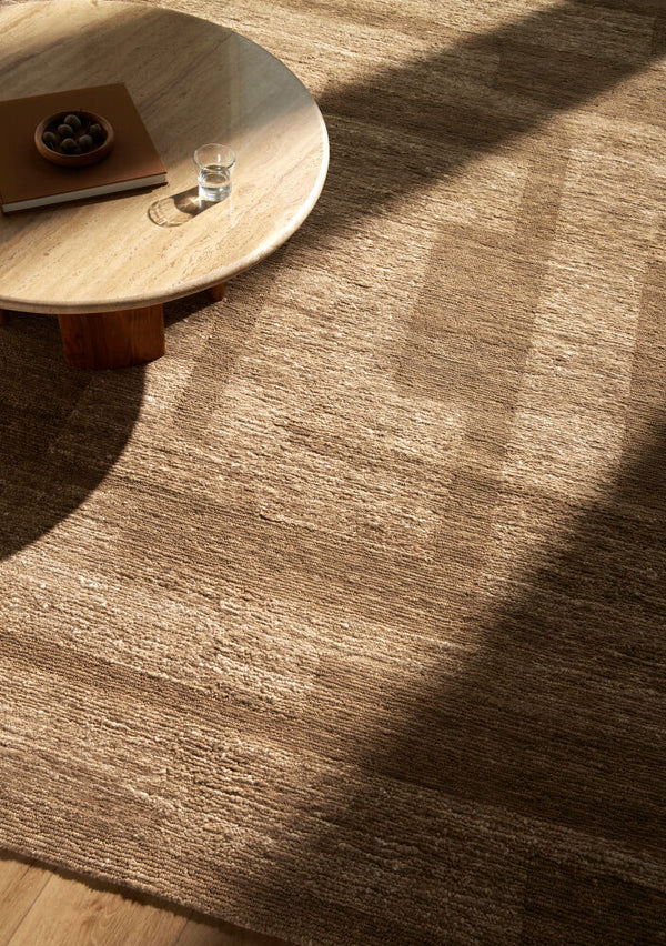 surya ventura vnr 2302 sandstone rug