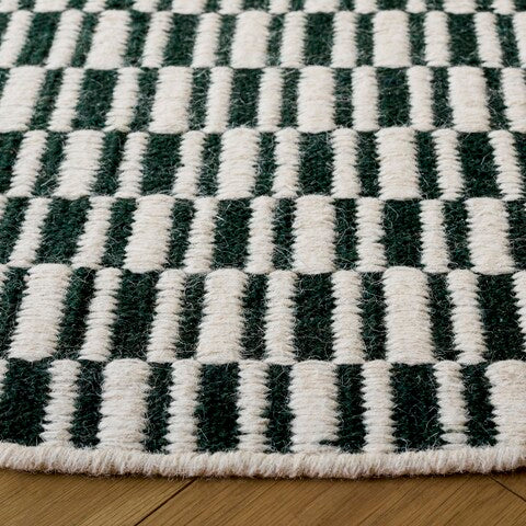 safavieh clearance vermont vrm911y dark green rug