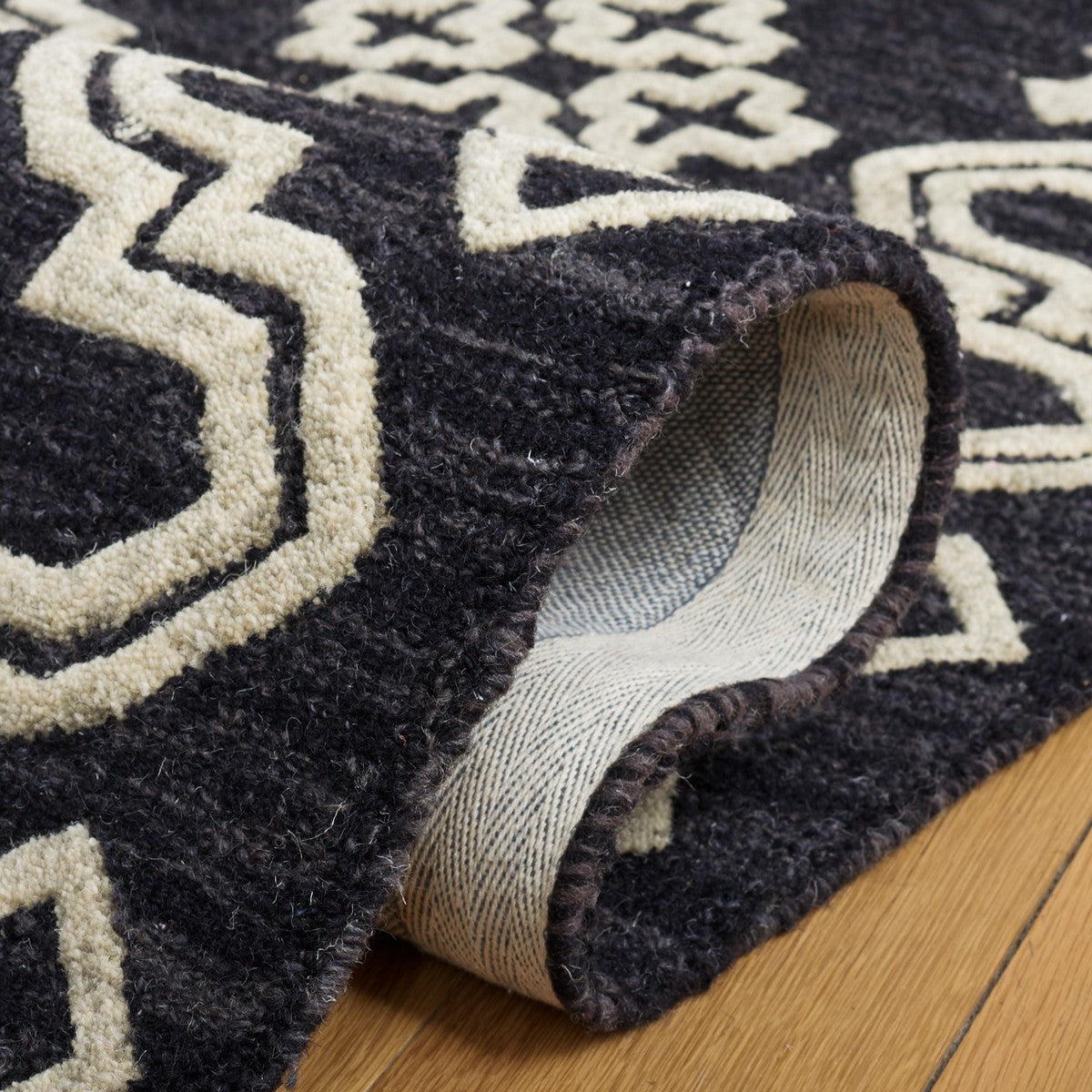 safavieh clearance abstract abt852z black rug