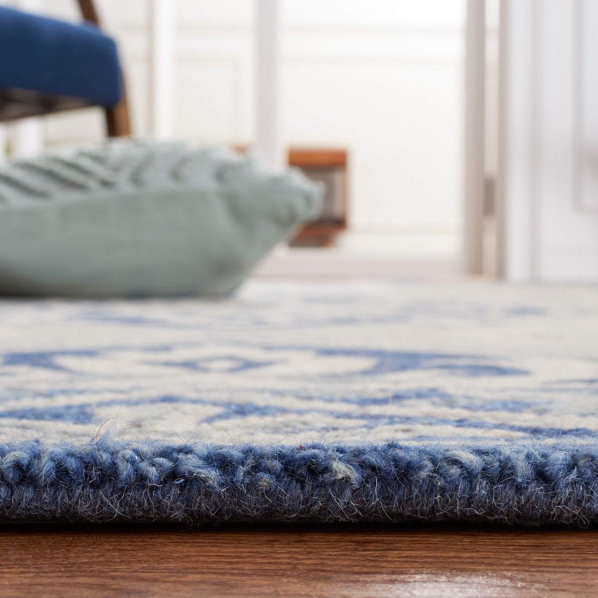 safavieh clearance aspen apn351m blue rug