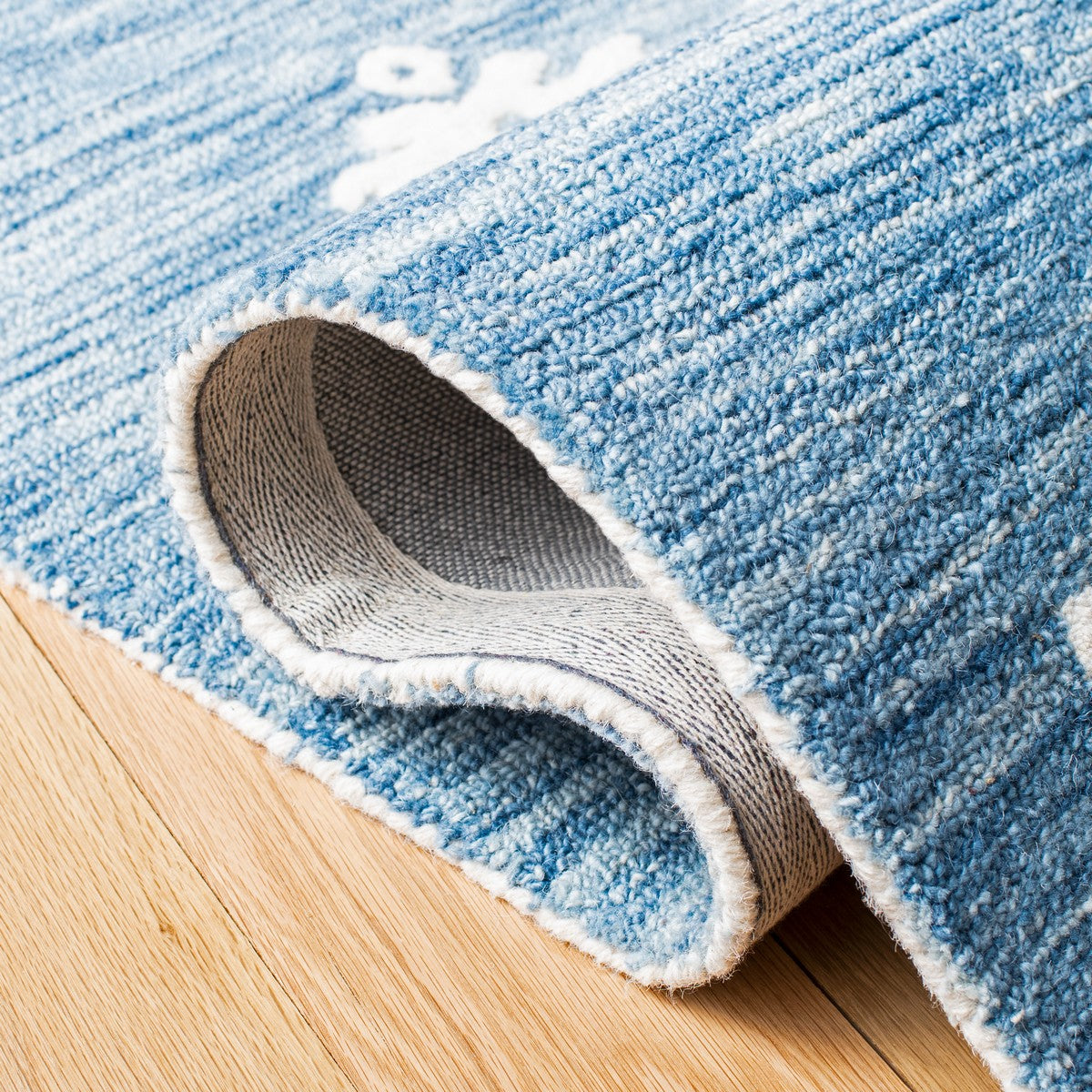 safavieh clearance aspen apn550m blue rug