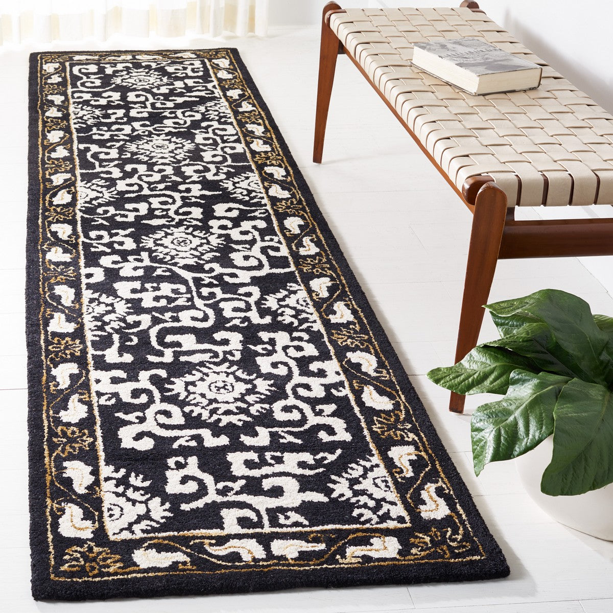 safavieh clearance antiquity at860z black rug