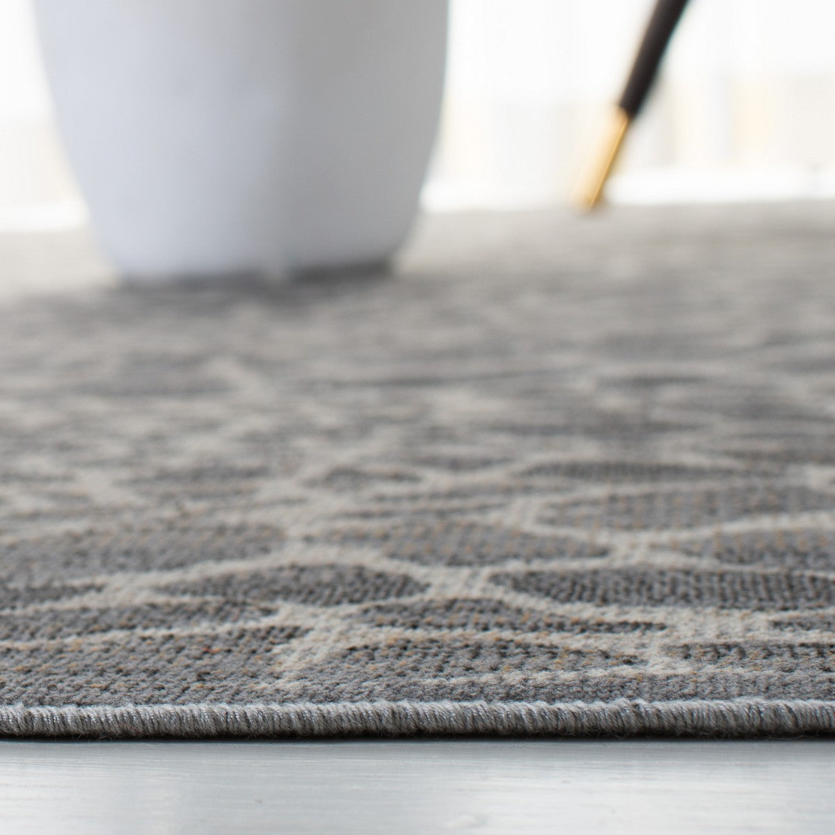 safavieh clearance atlas atl985g ivory rug