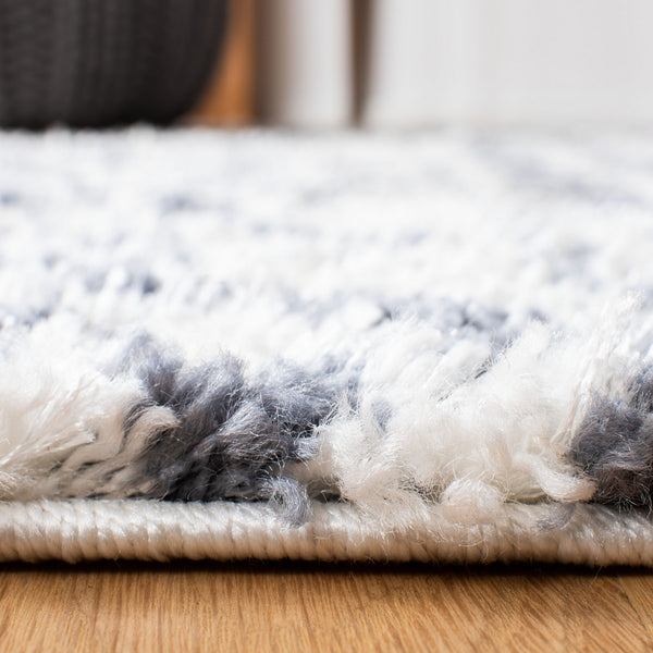 safavieh clearance berber fringe shag bfg538a ivory rug