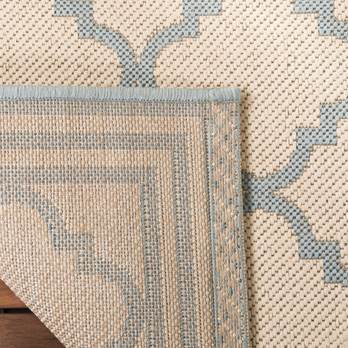 Safavieh Clearance Beach House BHS121L Cream Rug