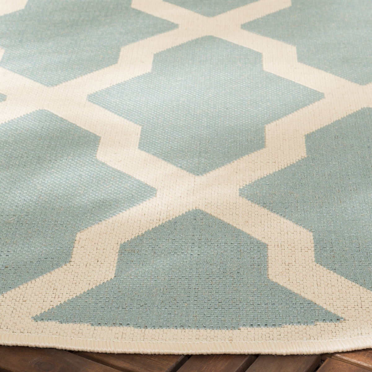 Safavieh Clearance Beach House BHS122K Aqua Rug