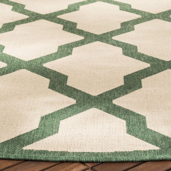 Safavieh Clearance Beach House BHS122W Cream Rug