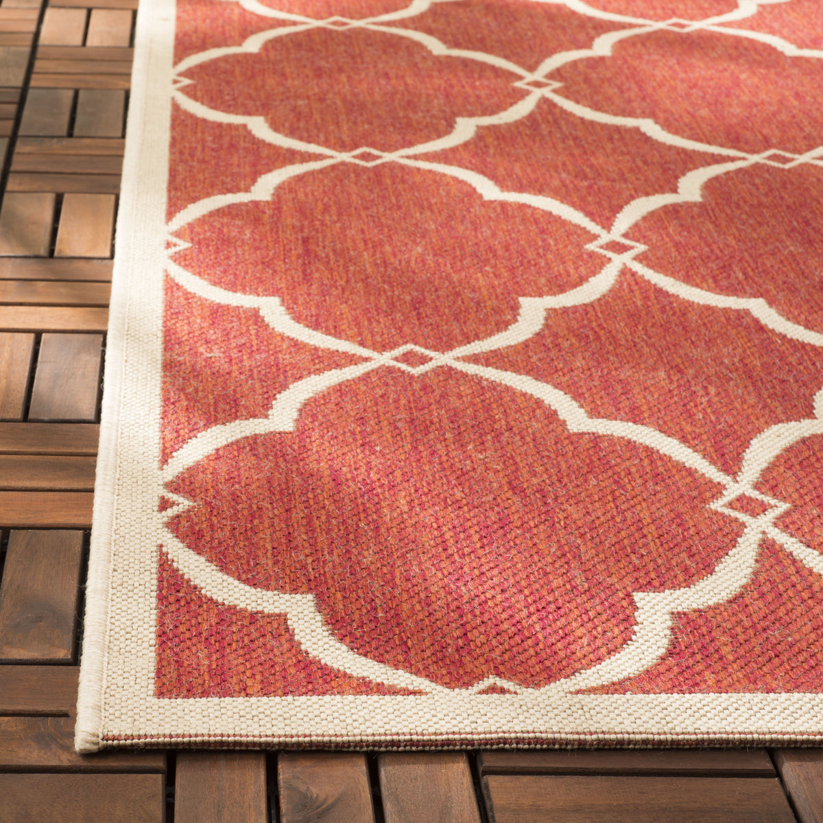 Safavieh Clearance Beach House BHS125Q Red Rug