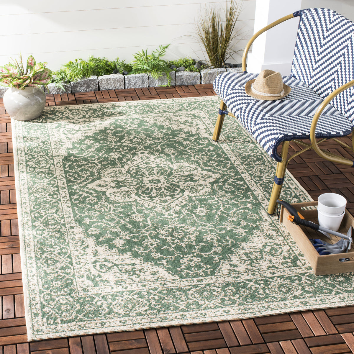 Safavieh Clearance Beach House BHS137Y Green Rug