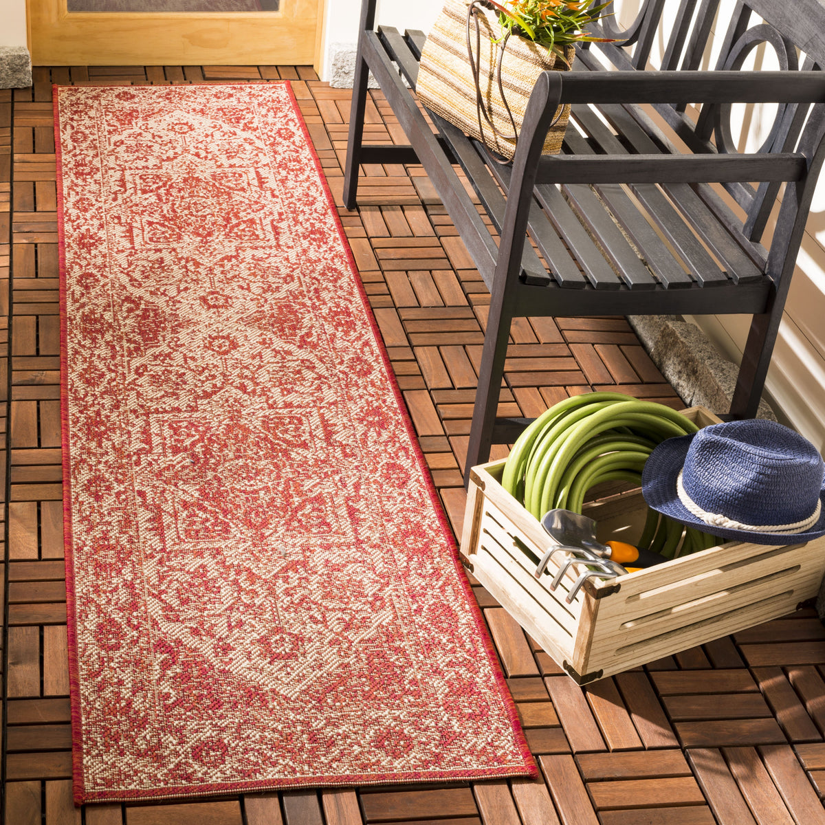 Safavieh Clearance Beach House BHS139Q Red Rug