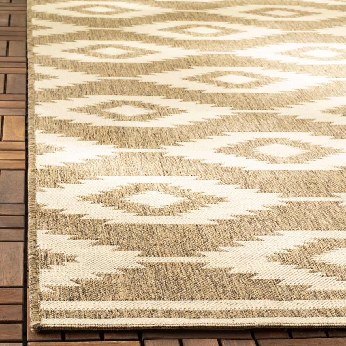 safavieh clearance beach house bhs171a cream beige rug