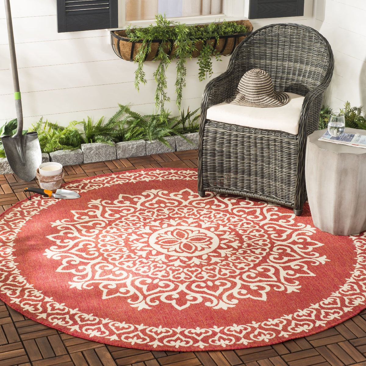Safavieh Clearance Beach House BHS183Q Red Rug