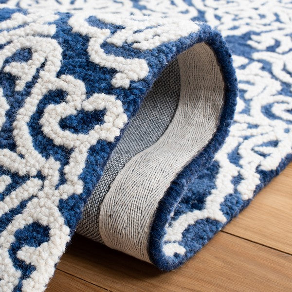 Safavieh Clearance Blossom BLM112N Navy Rug