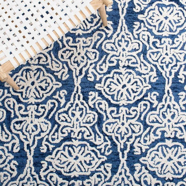 Safavieh Clearance Blossom BLM112N Navy Rug