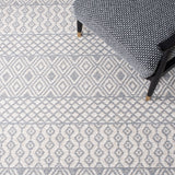 Safavieh Clearance Belmont BMT132A Ivory Rug