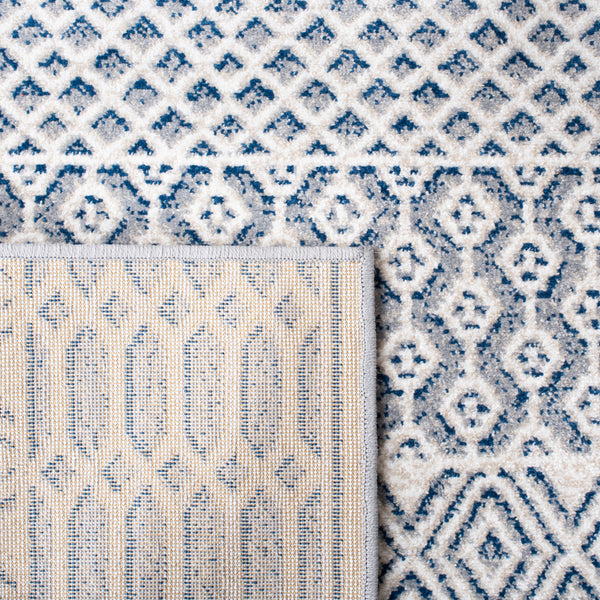 Safavieh Clearance Belmont BMT132B Ivory Rug