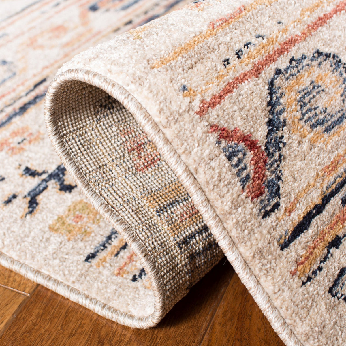 Safavieh Clearance Charleston CHL421A Ivory Rug