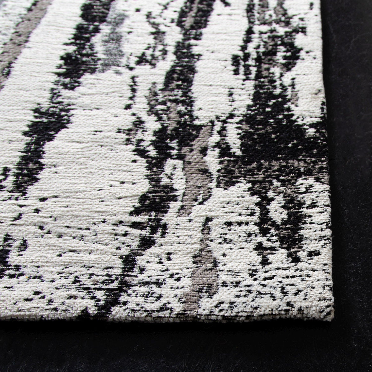 Safavieh Clearance Classic Vintage CLV702P Grey Rug