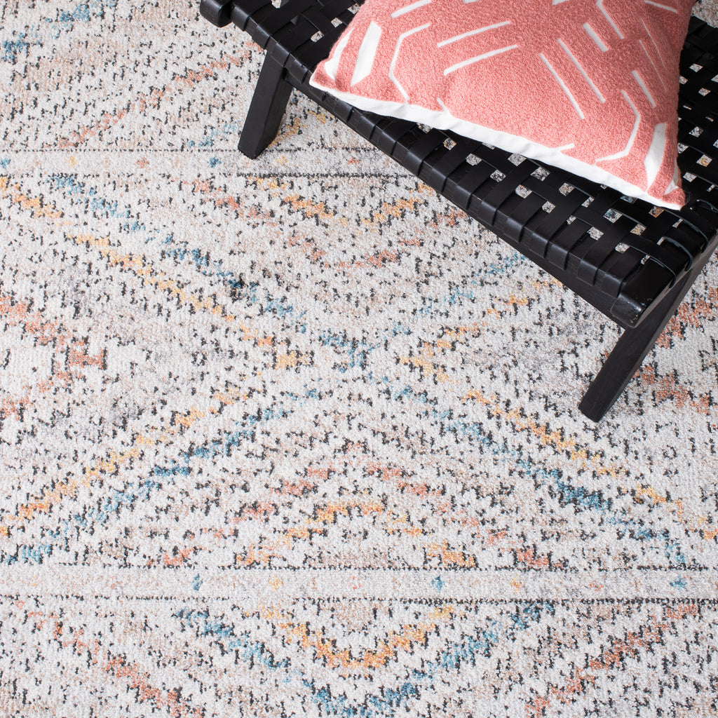 Safavieh Clearance Crystal CRS321A Ivory Rug