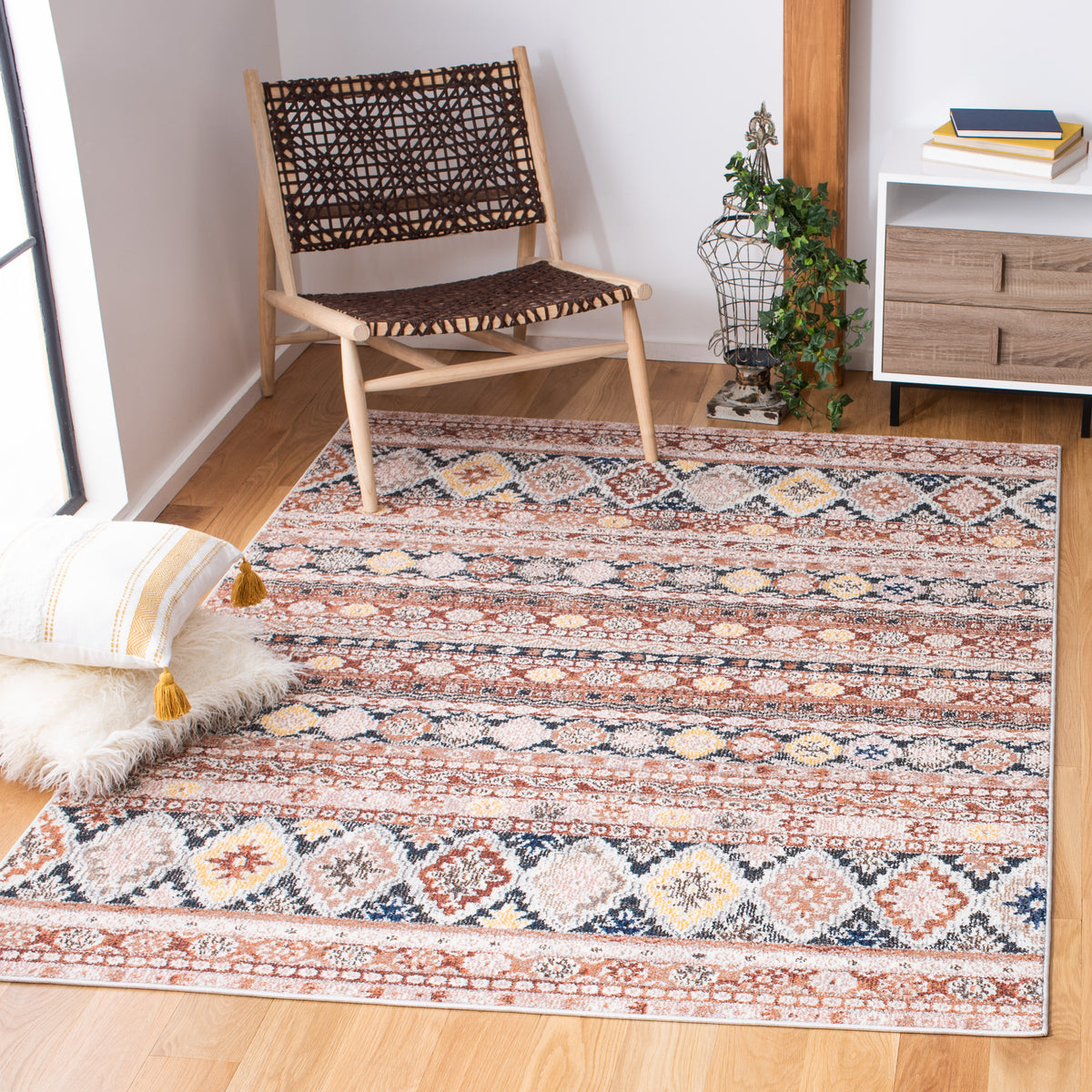 Safavieh Clearance Crystal CRS323P Rust Rug