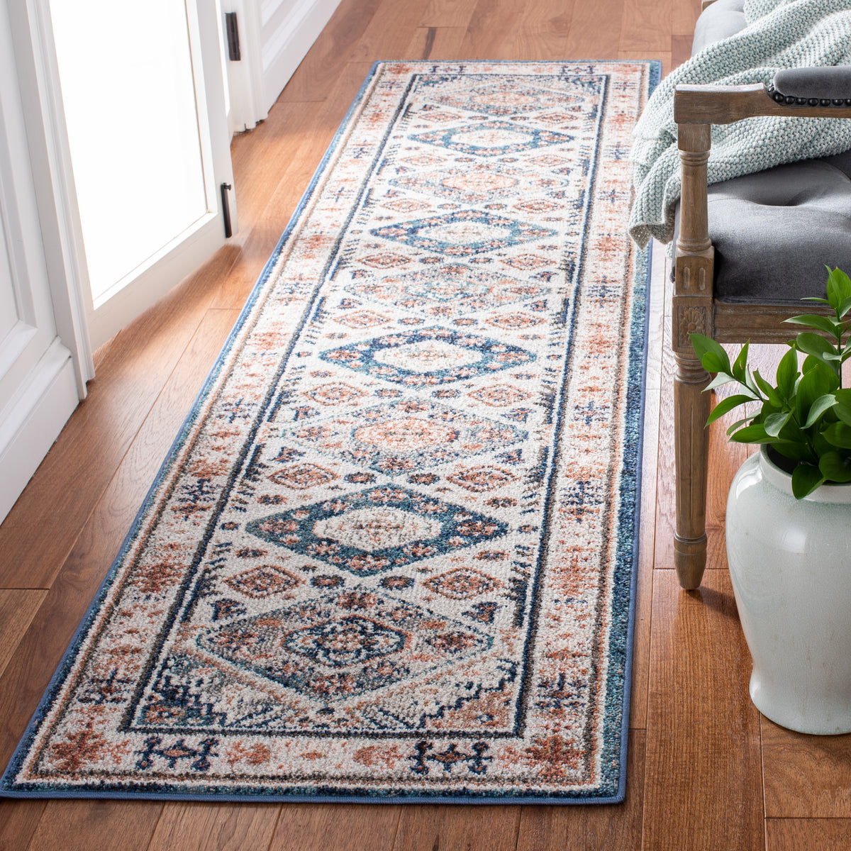 Safavieh Clearance Crystal CRS326A Ivory Rug