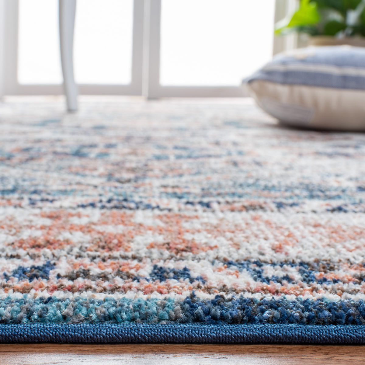 Safavieh Clearance Crystal CRS326A Ivory Rug