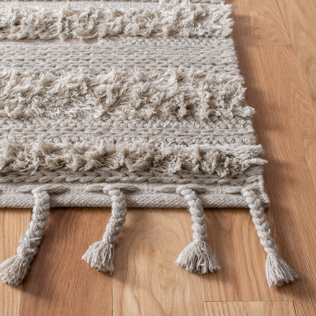 Safavieh Clearance Casablanca CSB450H Grey Rug